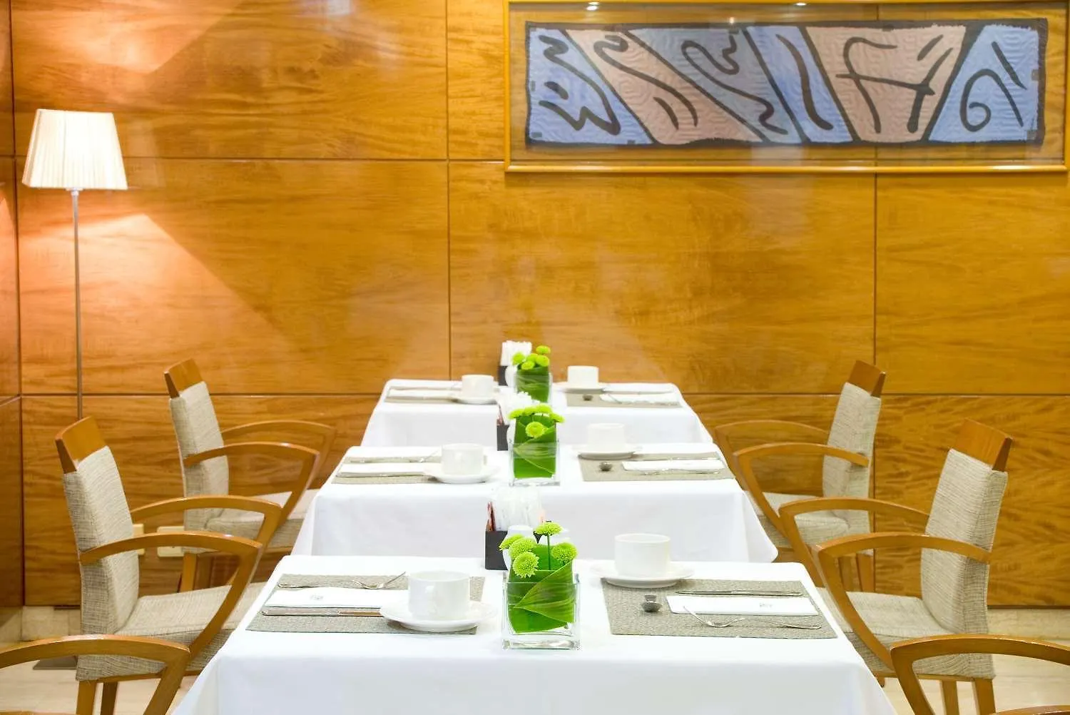 Nh Barcelona Eixample Hotell 3*,