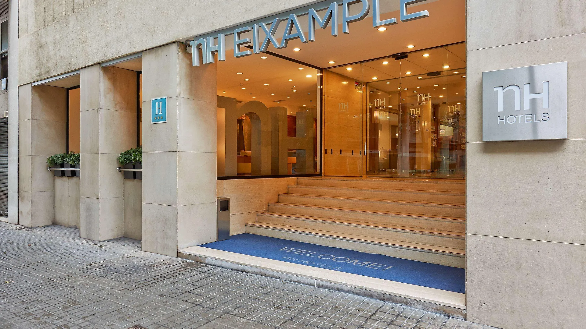 Nh Barcelona Eixample Hotell