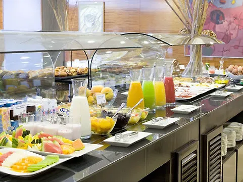 Nh Barcelona Eixample Hotell