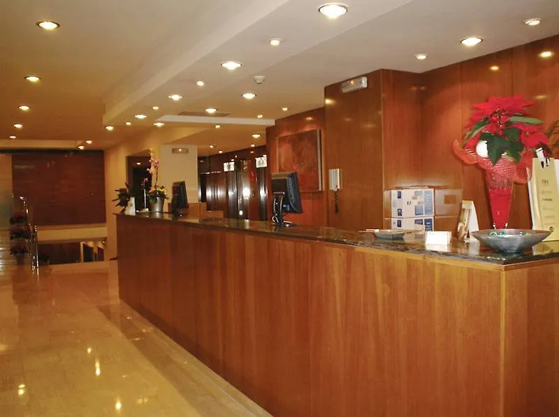 Nh Barcelona Eixample Hotell