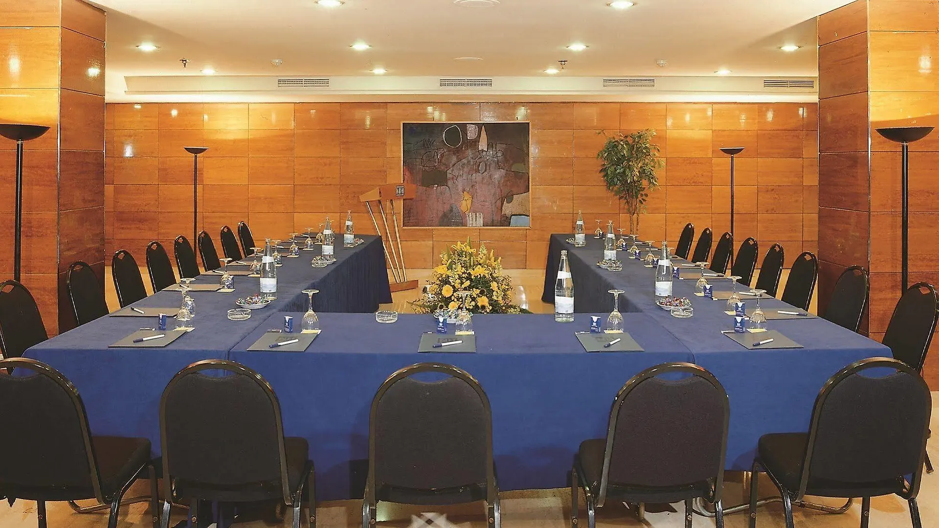 Nh Barcelona Eixample Hotel