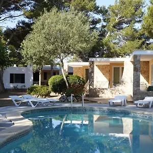 apartamentos-playa-calan-blanes.balearic-islands.net/
