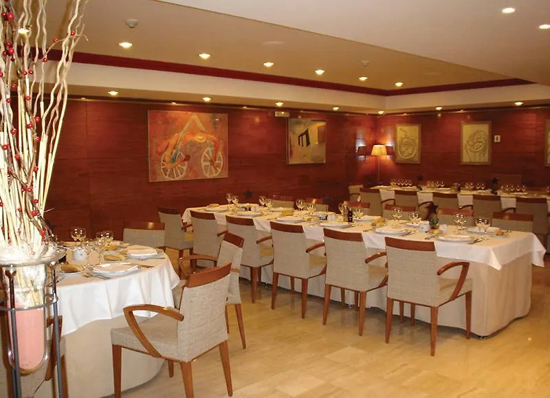 Nh Barcelona Eixample Hotel